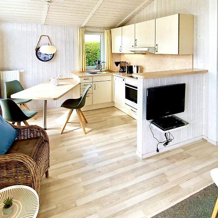 Two-Bedroom Holiday Home In Groemitz 7 Grömitz Exterior foto